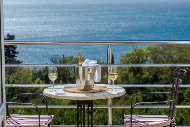 Sea-view terrace at Apartments Maris, apartments Dubrovnik Riviera